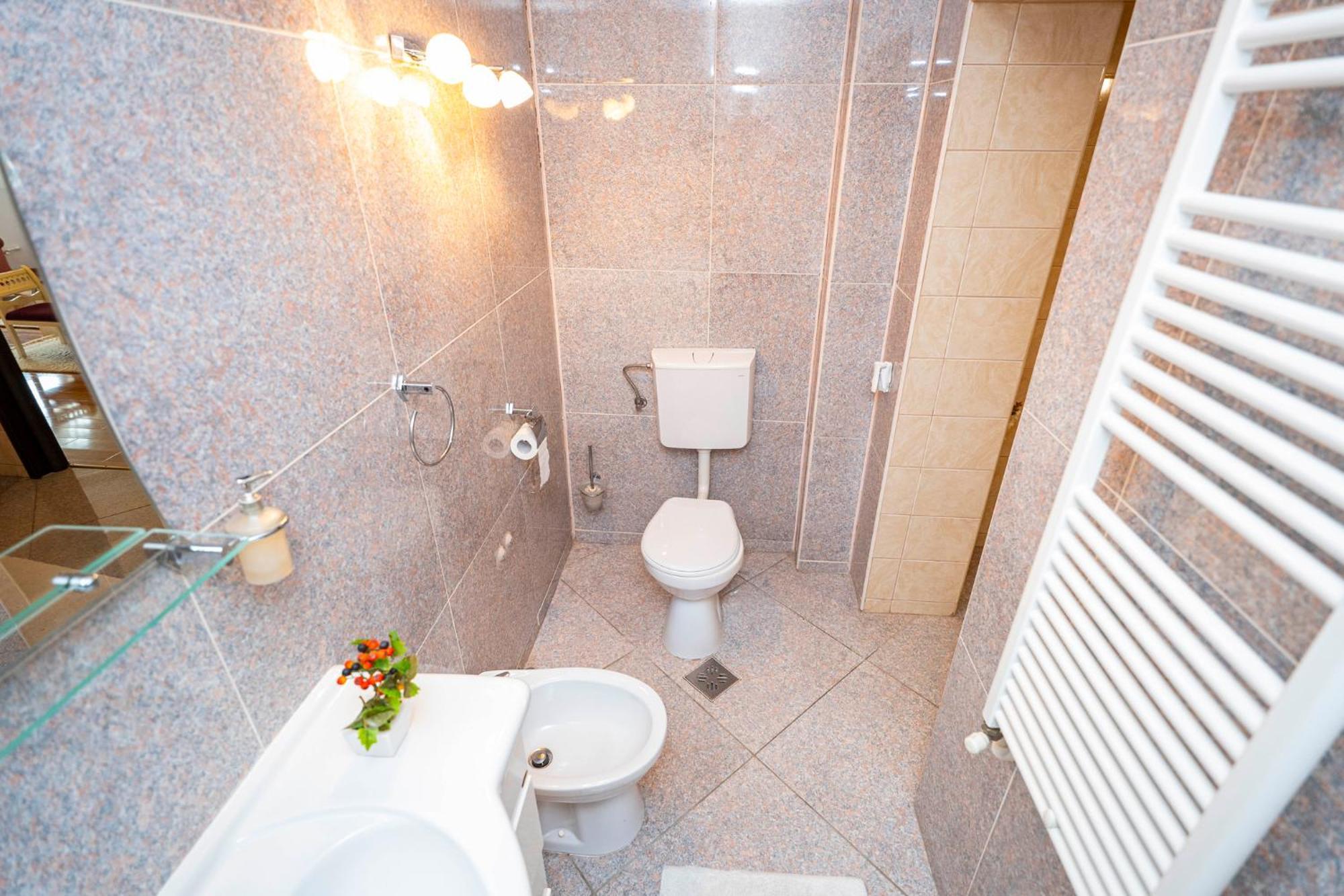 Noblesse Suite Galaţi Esterno foto